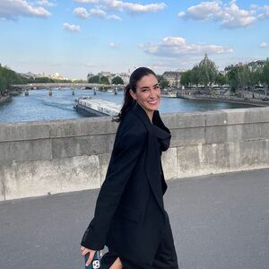 Meet your Posher, Nikki